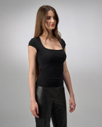 COTTON C-SQUARE NECK-BLACK