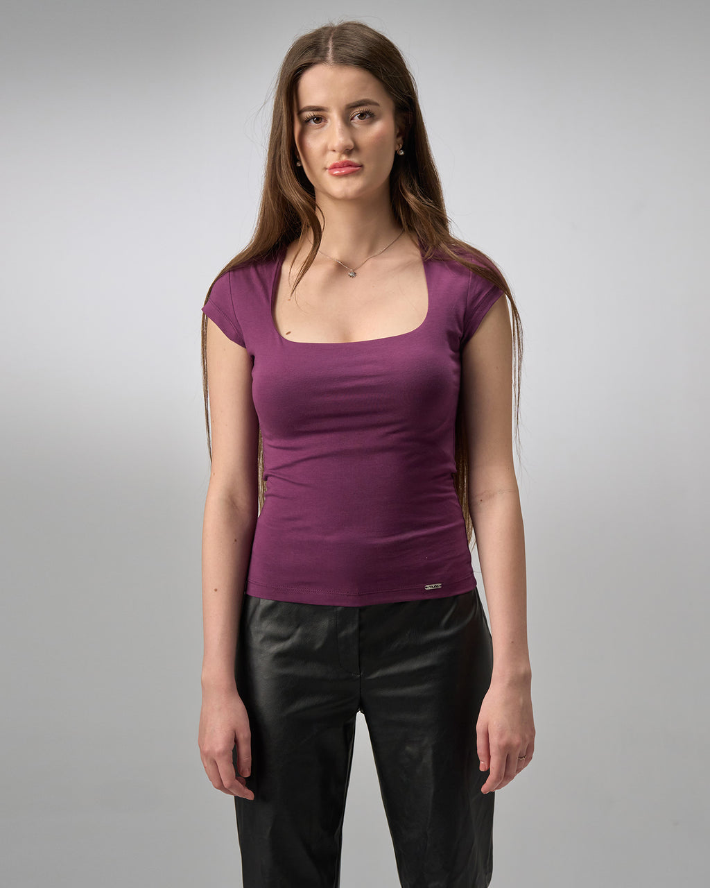 COTTON C-SQUARE NECK- FIG PURPLE
