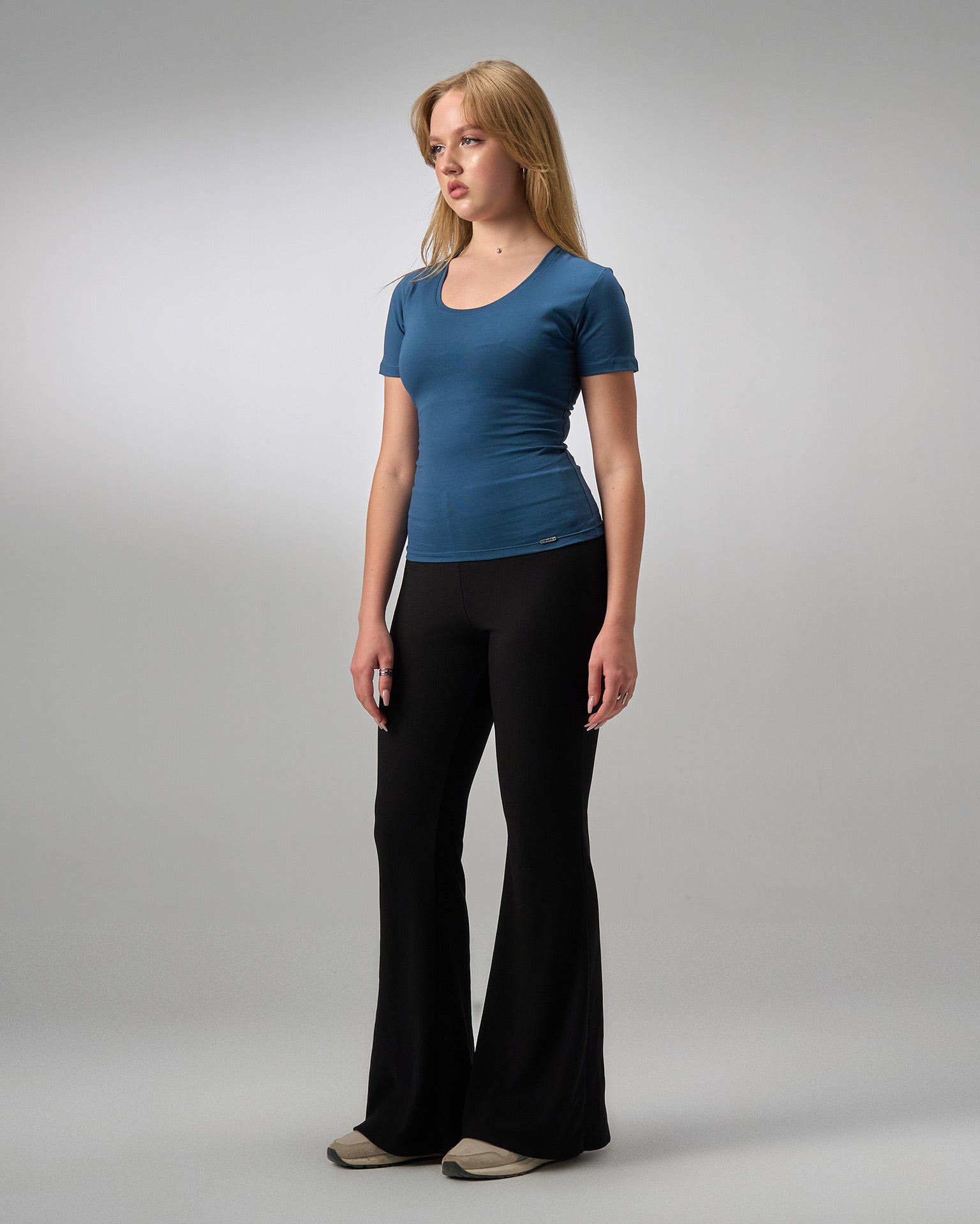 COTTON U-SHAPED NECK - PETROL BLUE