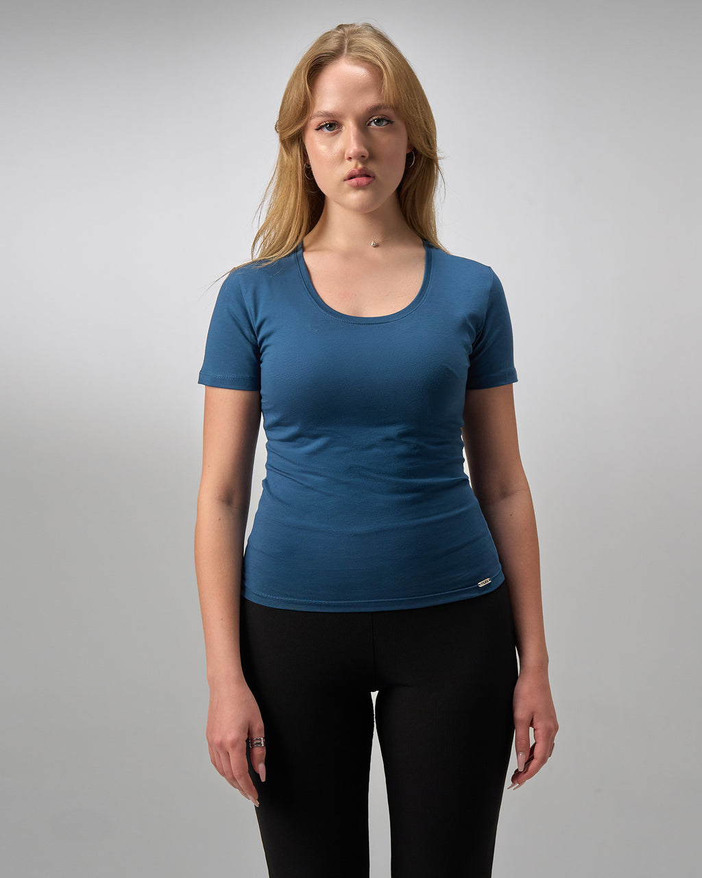 COTTON U-SHAPED NECK - PETROL BLUE