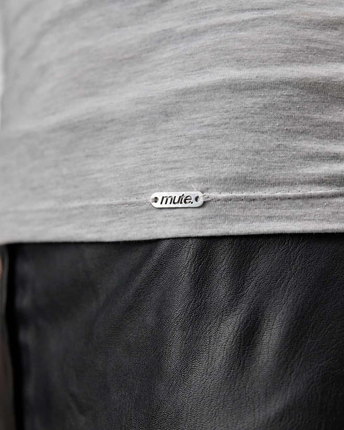COTTON ROUND NECK -LIGHT GRAY
