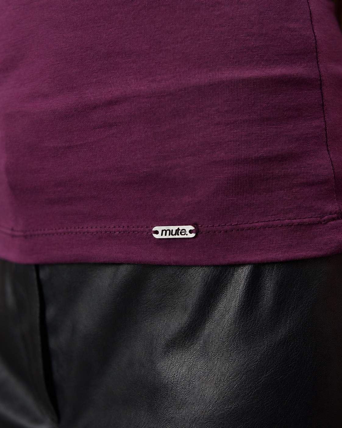 COTTON U-SHAPED NECK -  FIG PURPLE